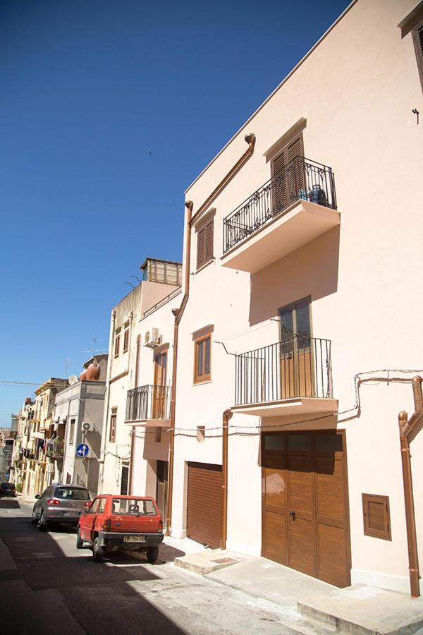 Casa In Centro Apartment Castellammare del Golfo Exterior photo
